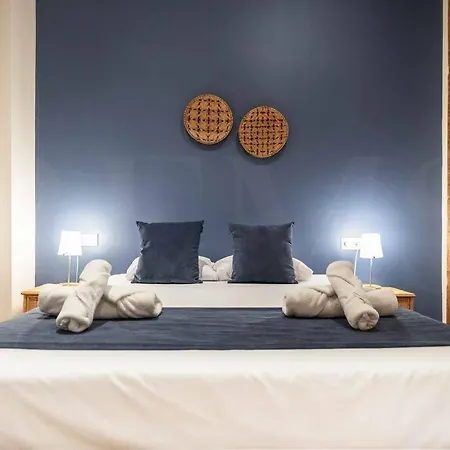 Modern & Spacious - Historic Center By Rems Apartment *