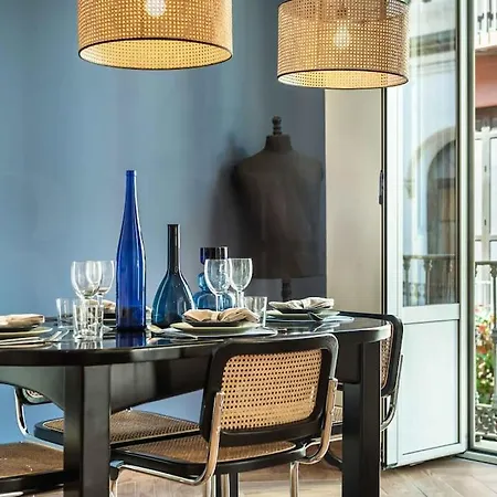 Modern & Spacious - Historic Center By Rems *